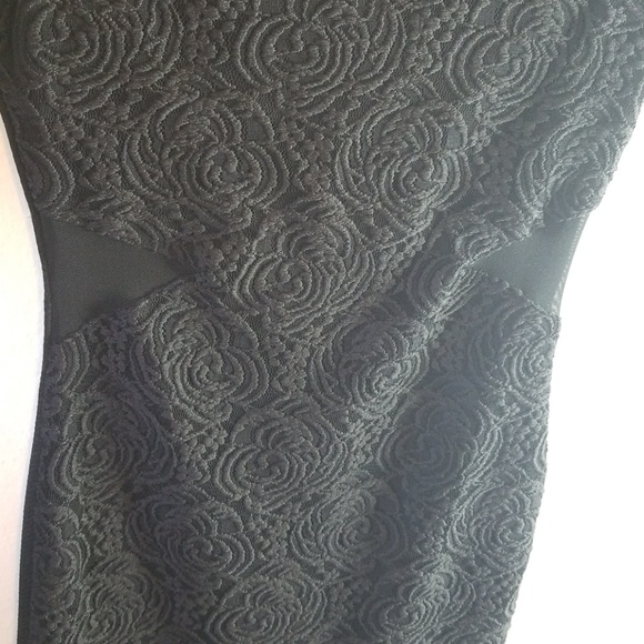 Dress - Picture 3 of 5